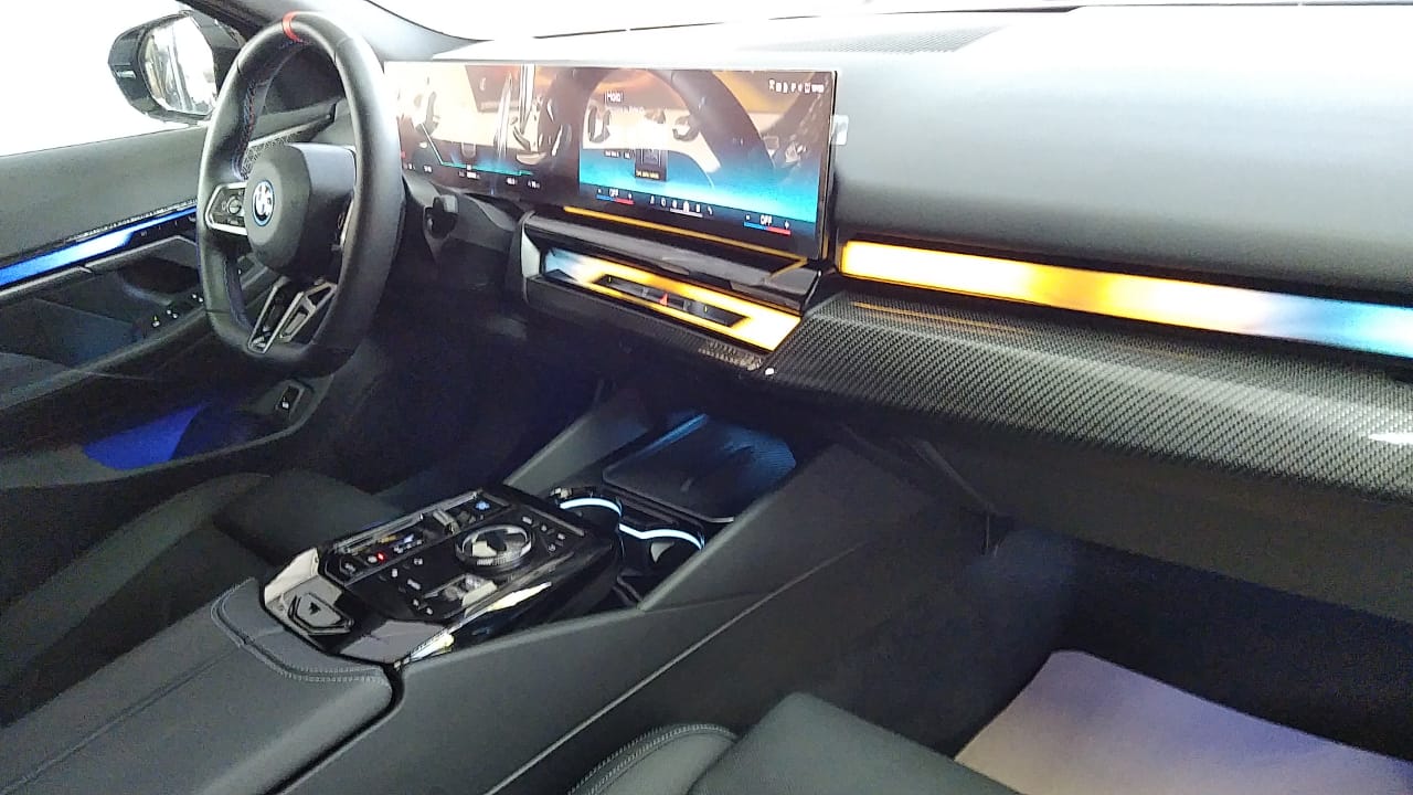 BMW i5 2025 M60 xDrive NUEVO