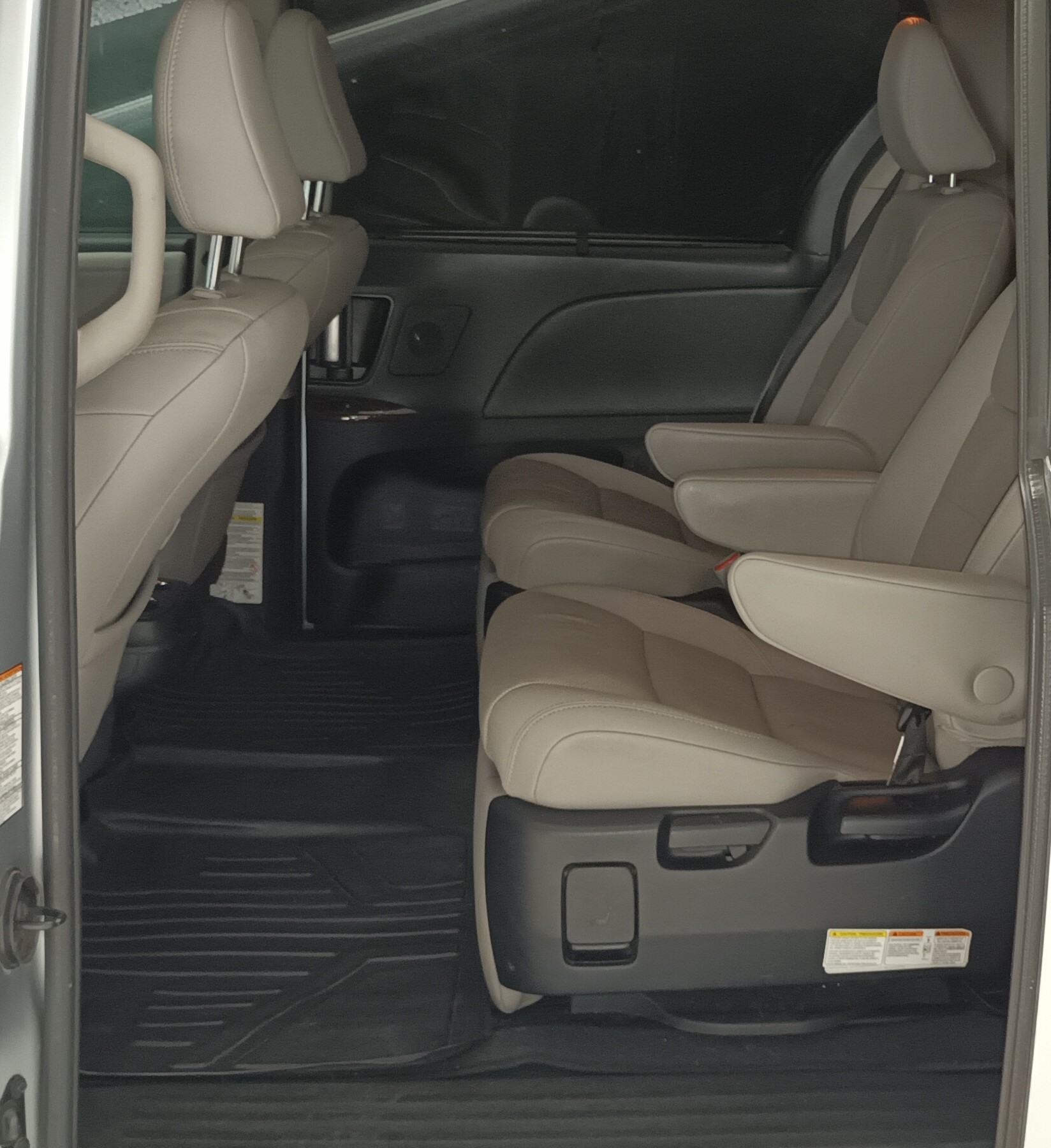 TOYOTA SIENNA LIMITED 2020