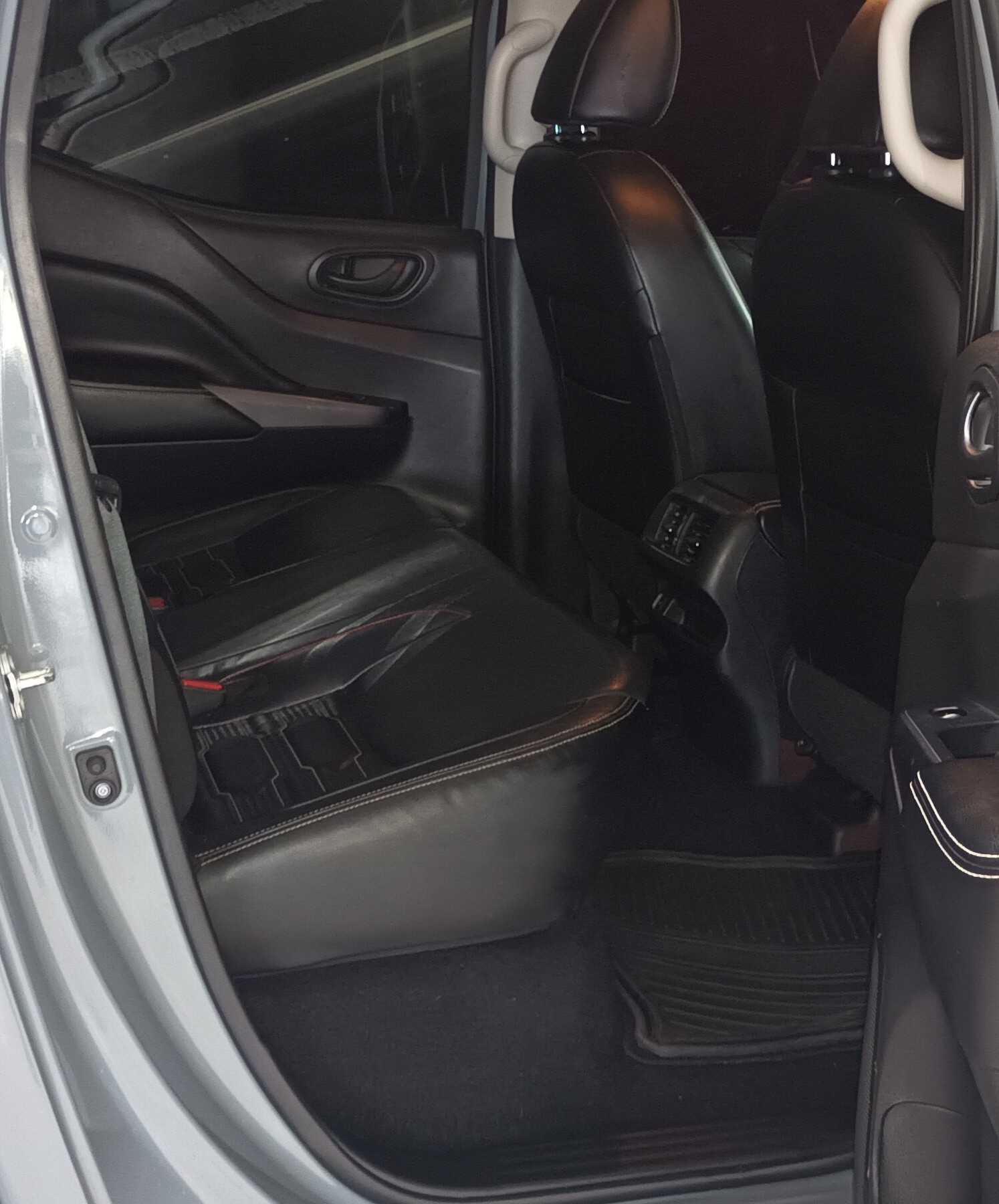 NISSAN FRONTIER PRO-4X 4X4 2022