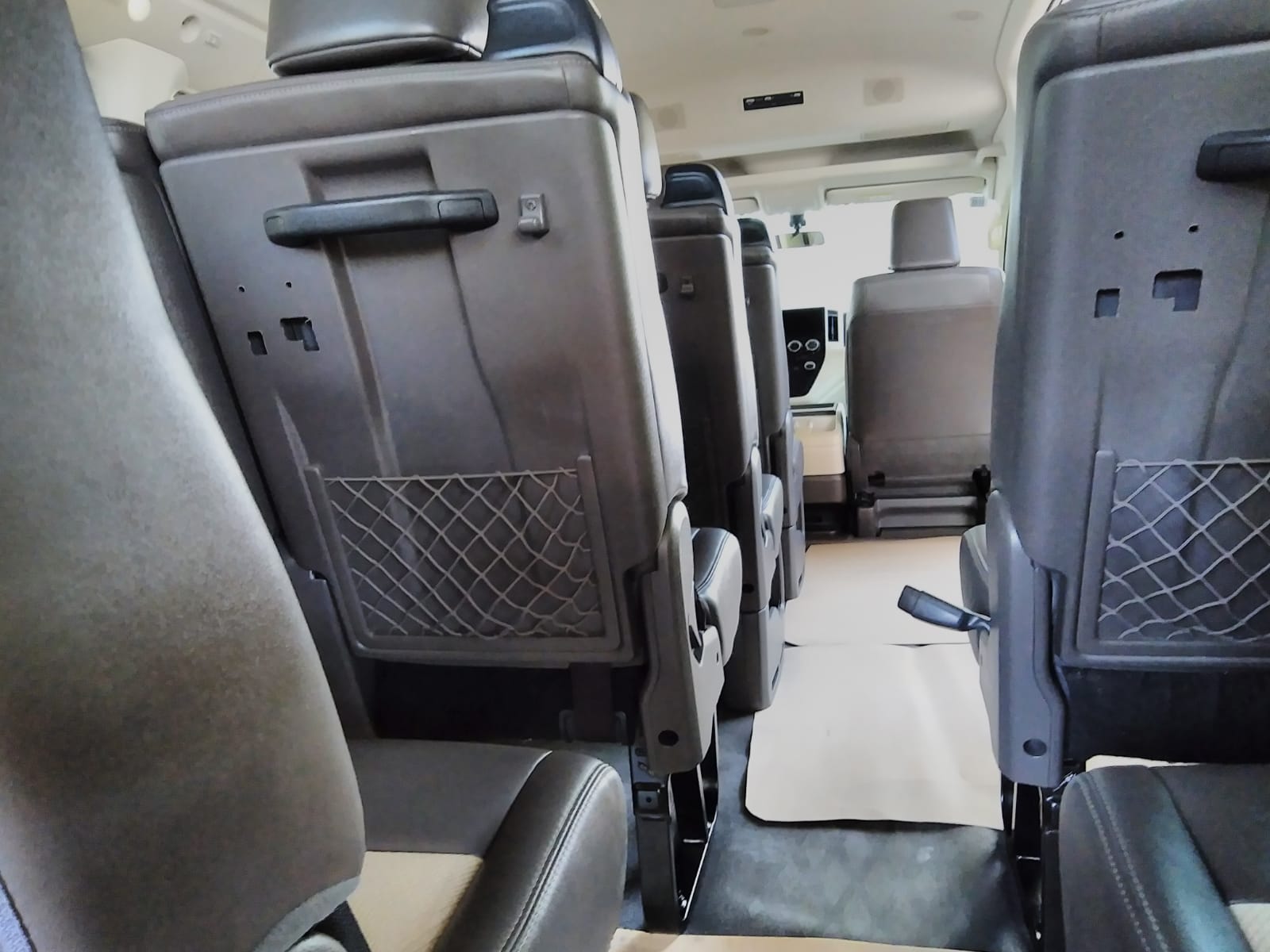 TOYOTA HIACE GL 12 PASAJEROS 2024
