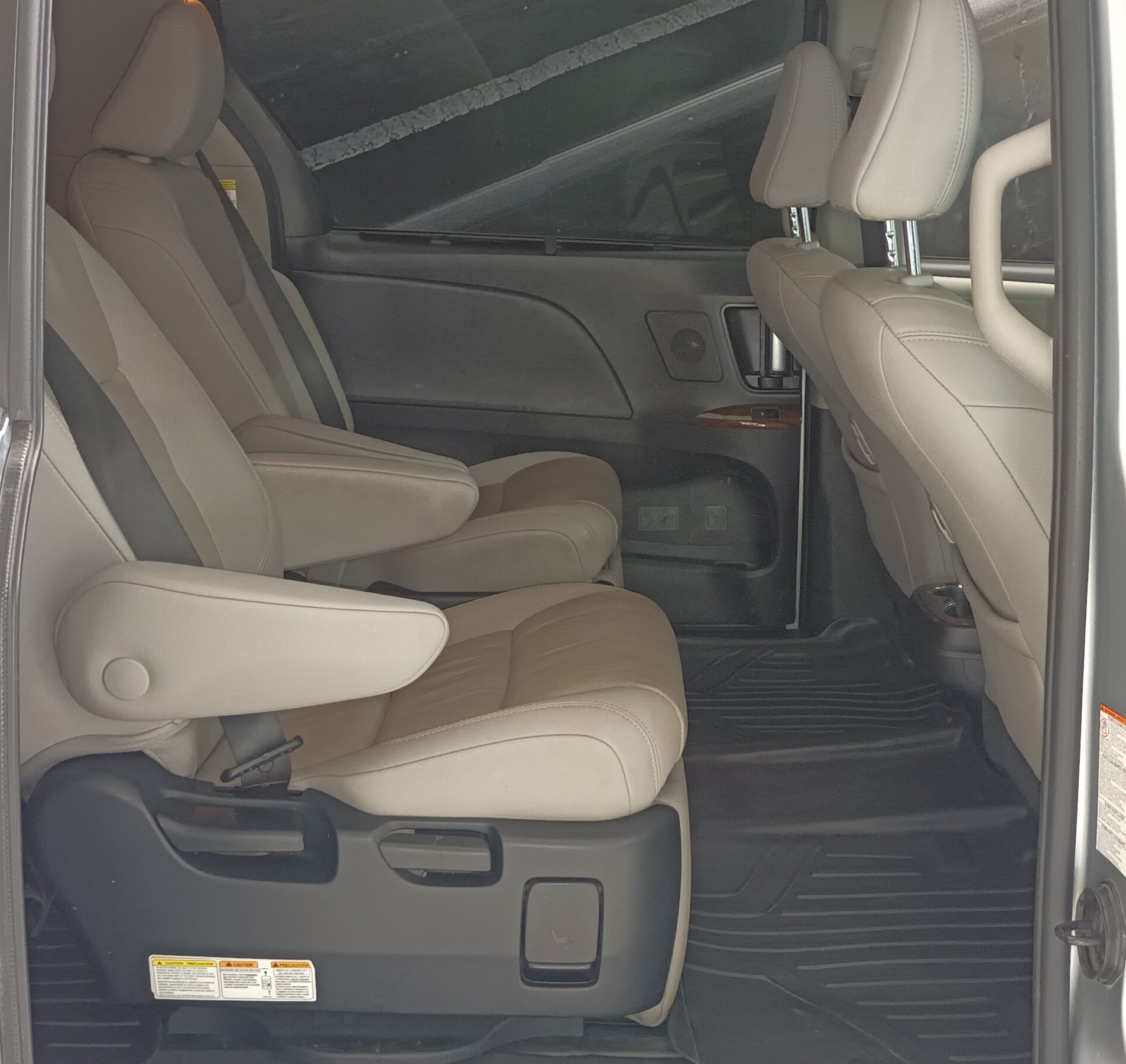 TOYOTA SIENNA LIMITED 2020