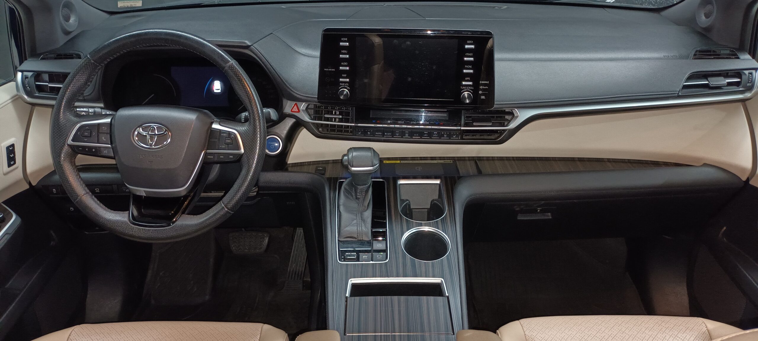 TOYOTA SIENNA LIMITED HEV 2021