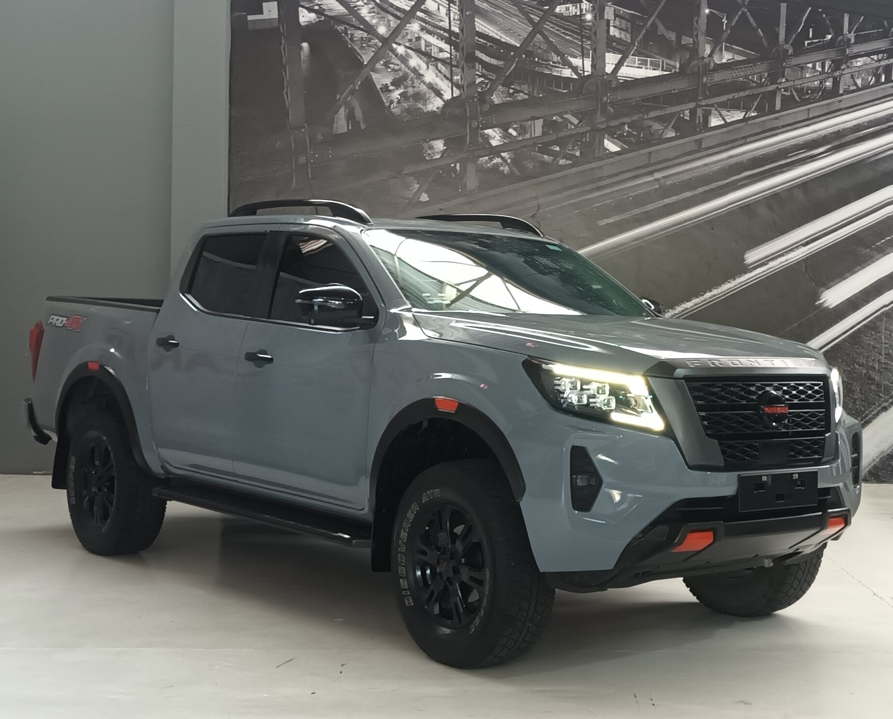 NISSAN FRONTIER PRO-4X 4X4 2022