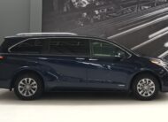 TOYOTA SIENNA LIMITED HEV 2021