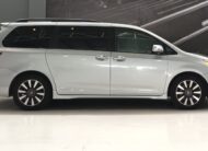 TOYOTA SIENNA LIMITED 2020