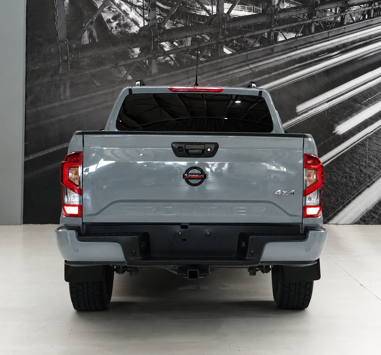 NISSAN FRONTIER PRO-4X 4X4 2022