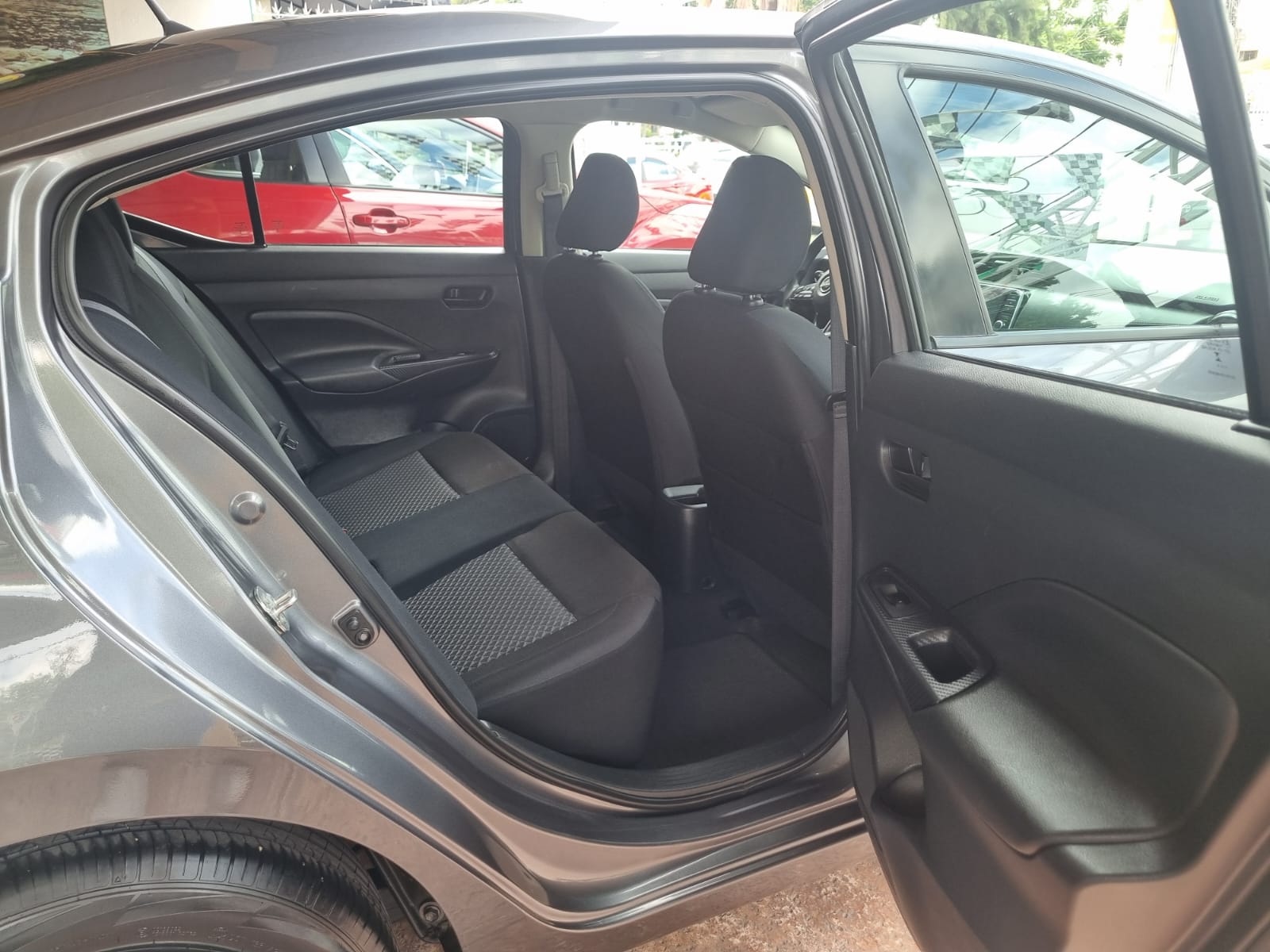 Nissan Versa Sense CVT 2024