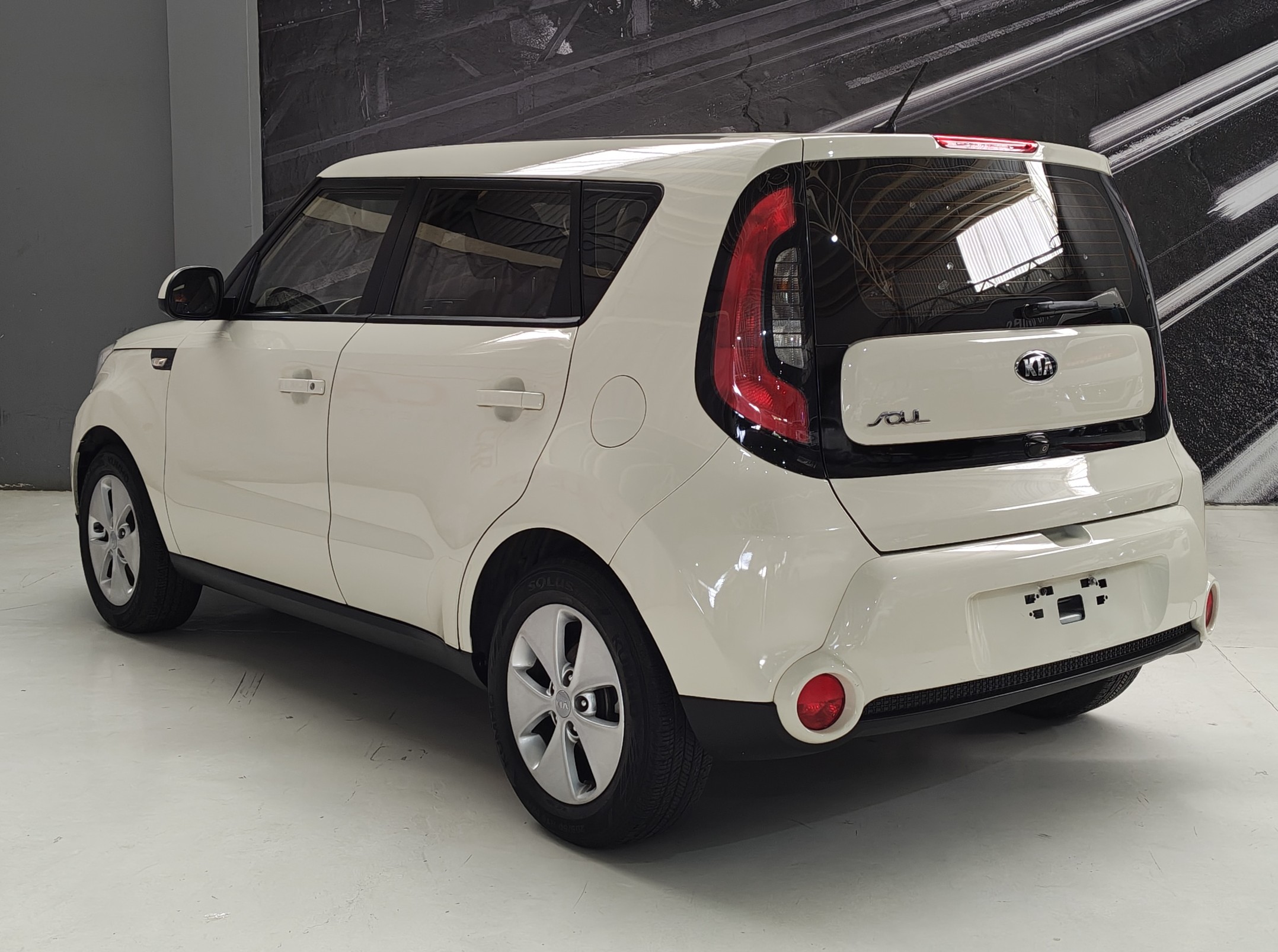KIA SOUL LX 2019
