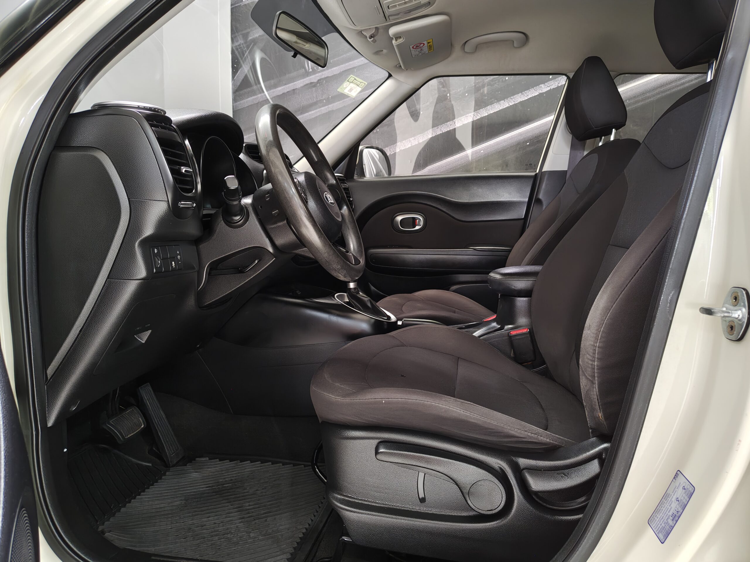 KIA SOUL LX 2019