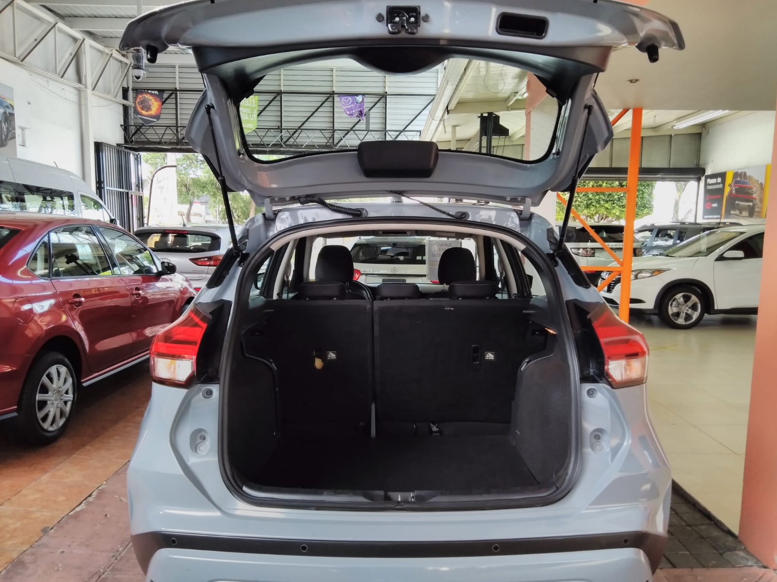 NISSAN KICKS ADVANCE 2024