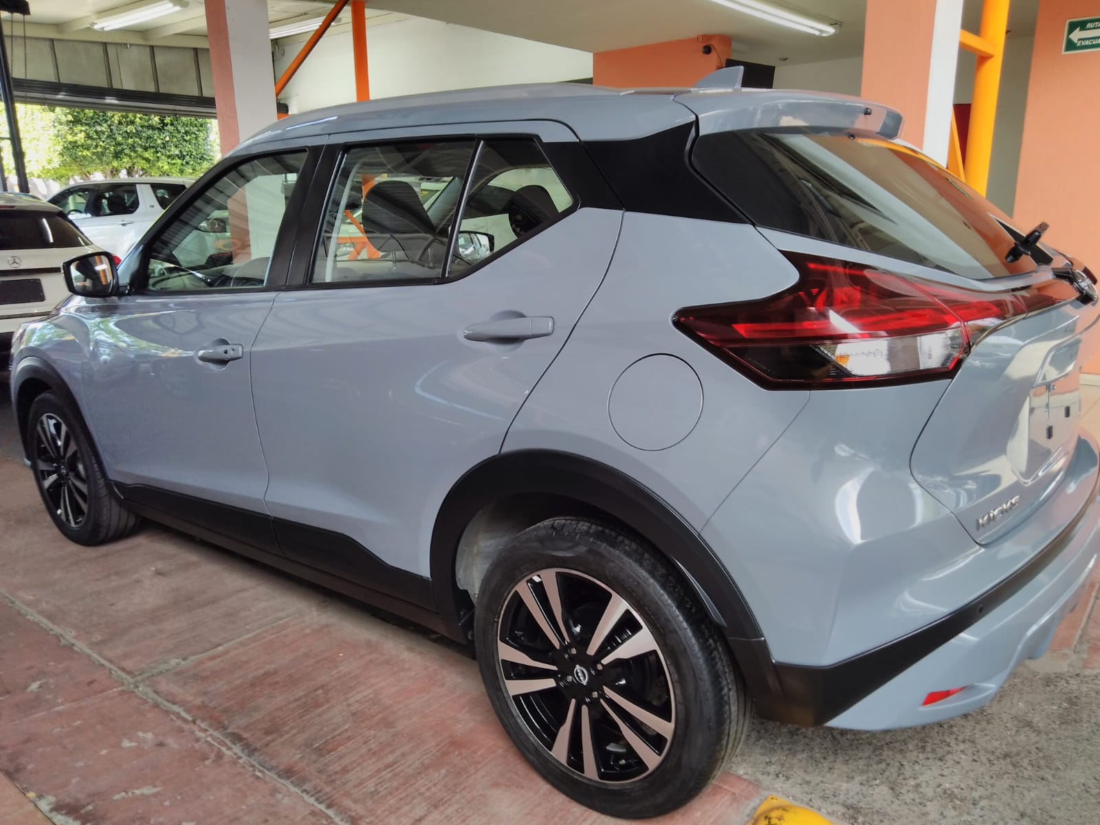 NISSAN KICKS ADVANCE 2024