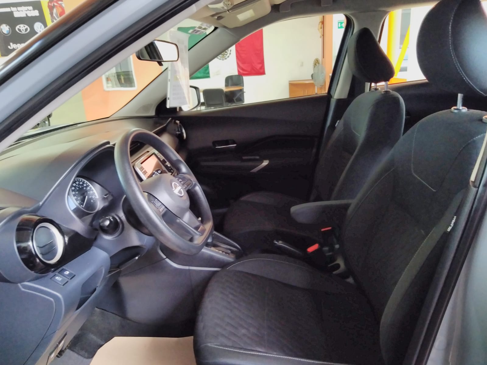 NISSAN KICKS ADVANCE 2024