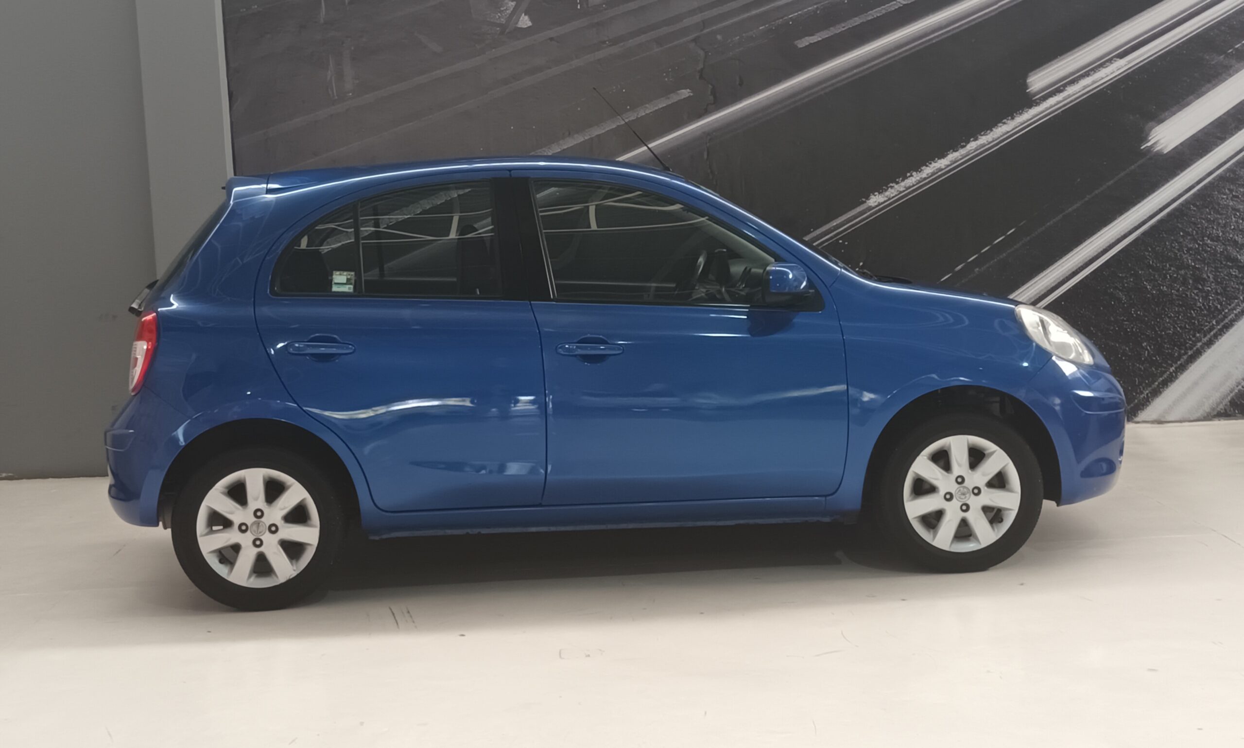 NISSAN MARCH ADVANCE AUT. 2013
