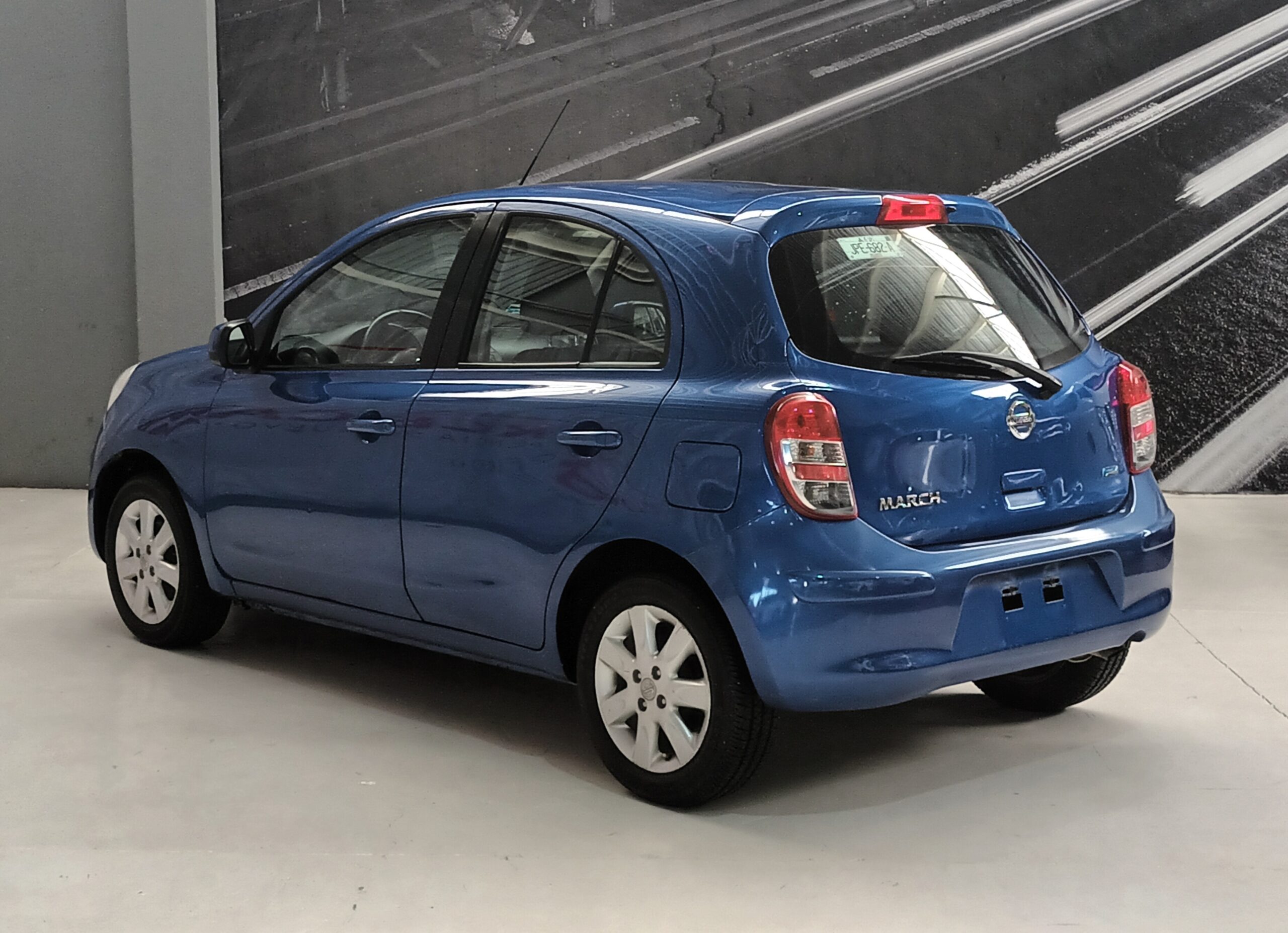 NISSAN MARCH ADVANCE AUT. 2013