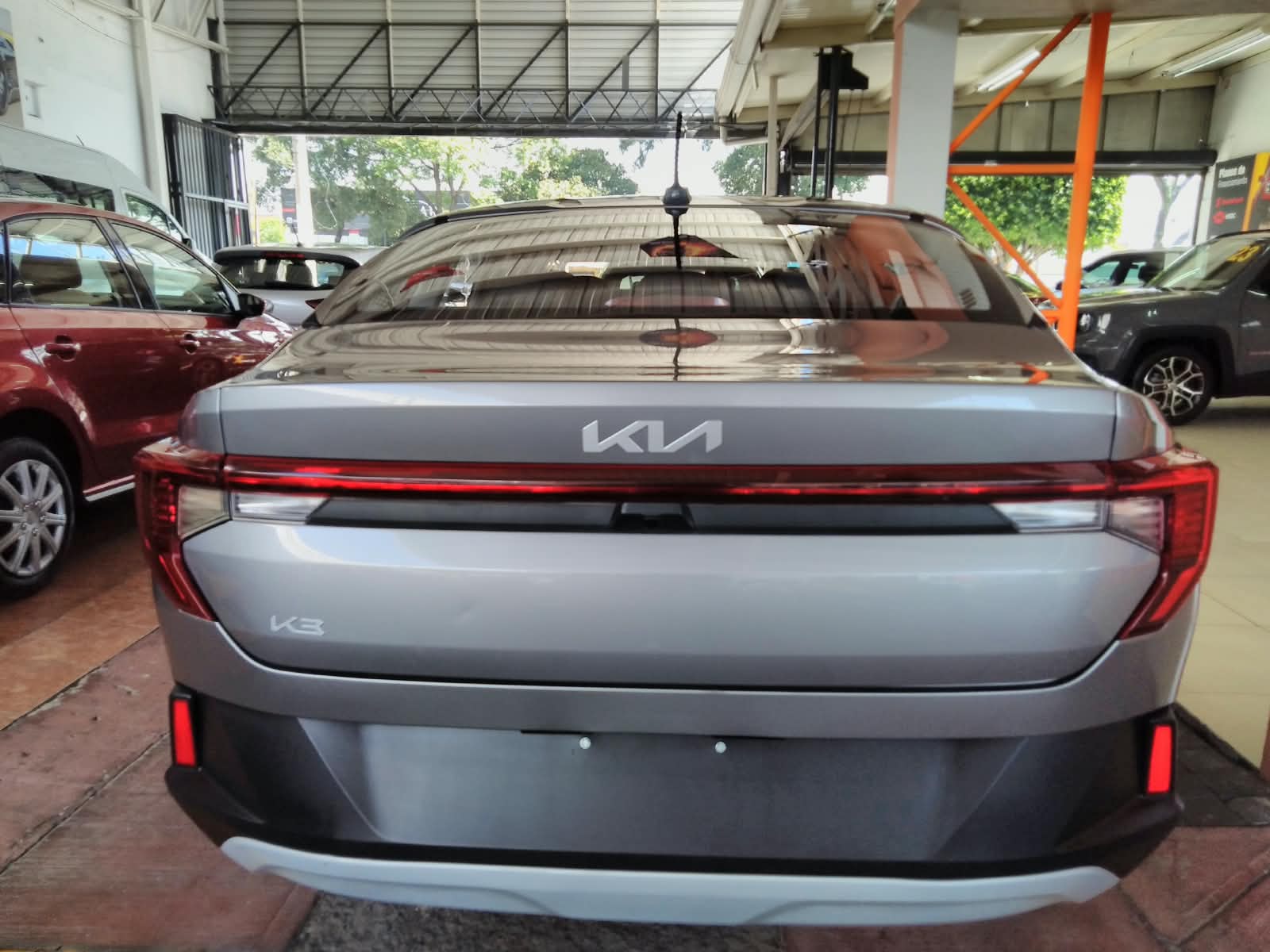 KIA K3 L 2024